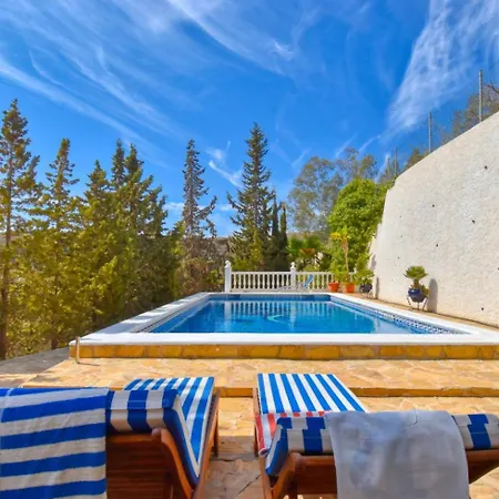 Charming With Big Pool * Algarrobo