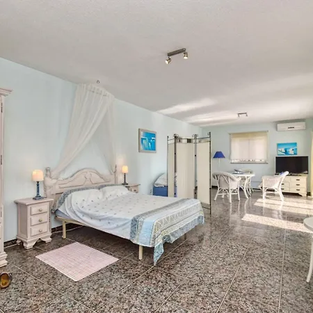 Villa Charming With Big Pool *